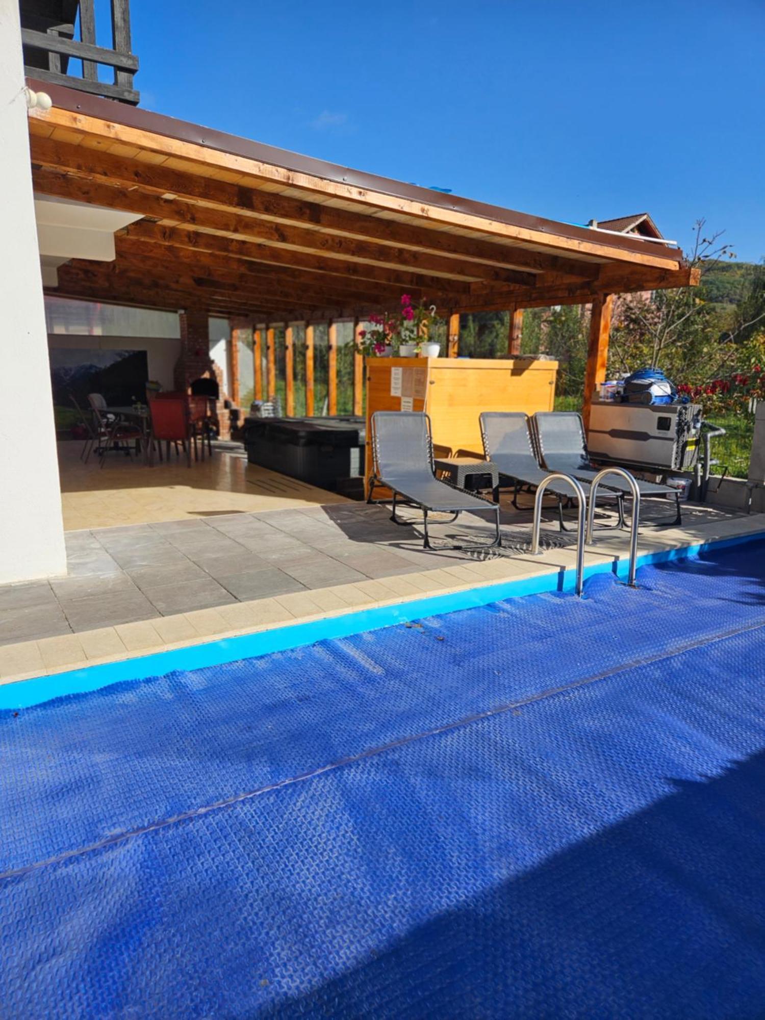 Casa Gabrielle Villa Călimăneşti Exteriör bild